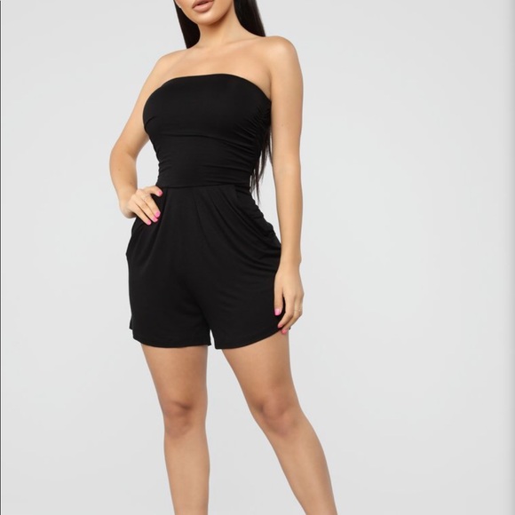 Navy romper - Picture 2 of 2